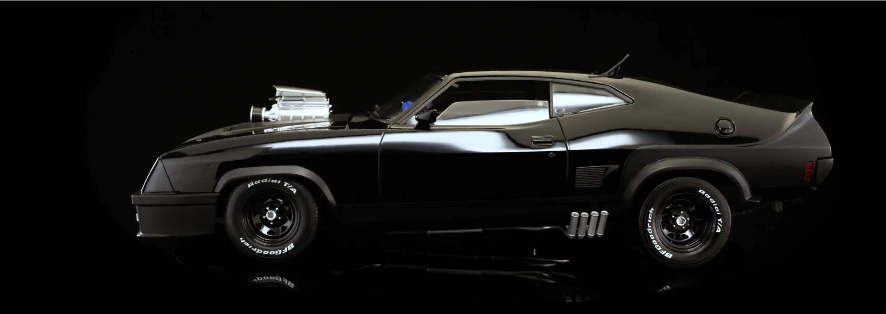 Zoom maquette Ford Falcon XB GT